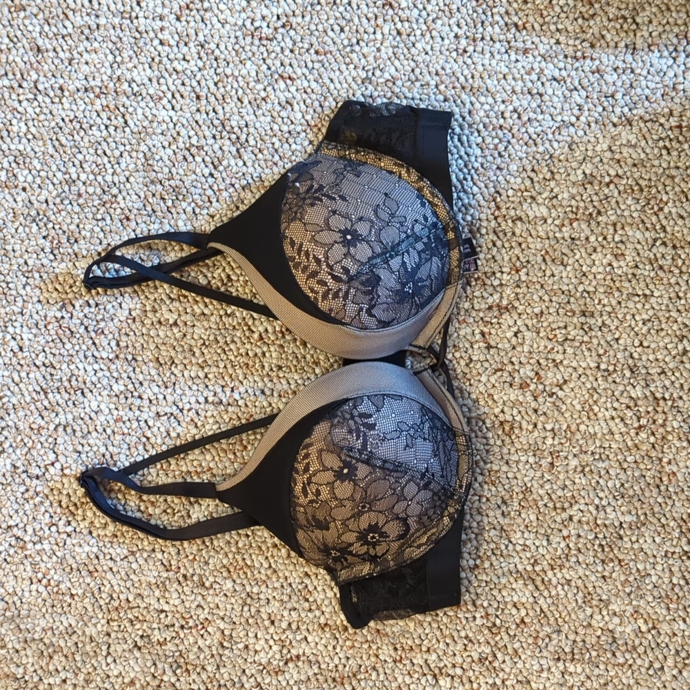 Victorias secret bombshell
